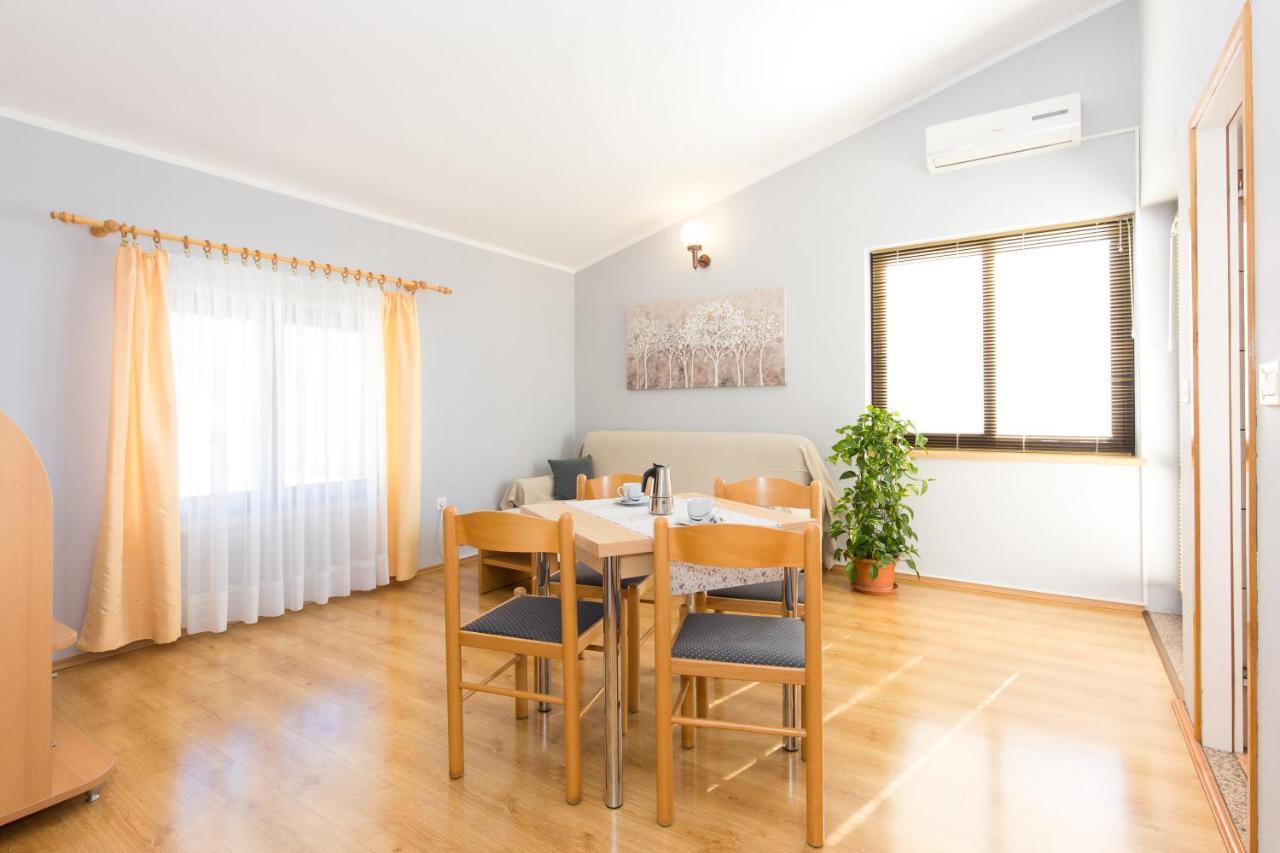 Villa Paradiso Пунат Екстериор снимка