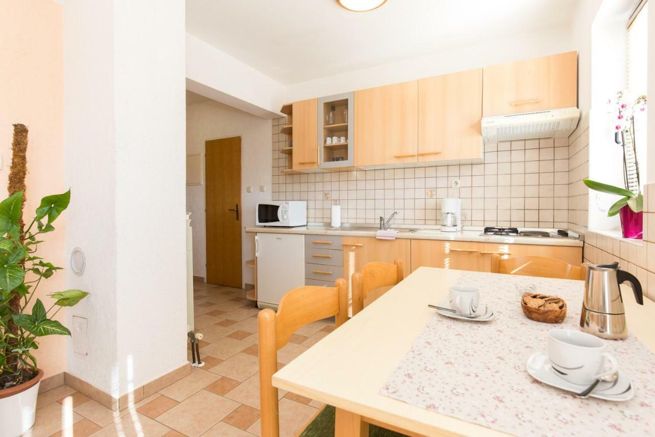Villa Paradiso Пунат Екстериор снимка