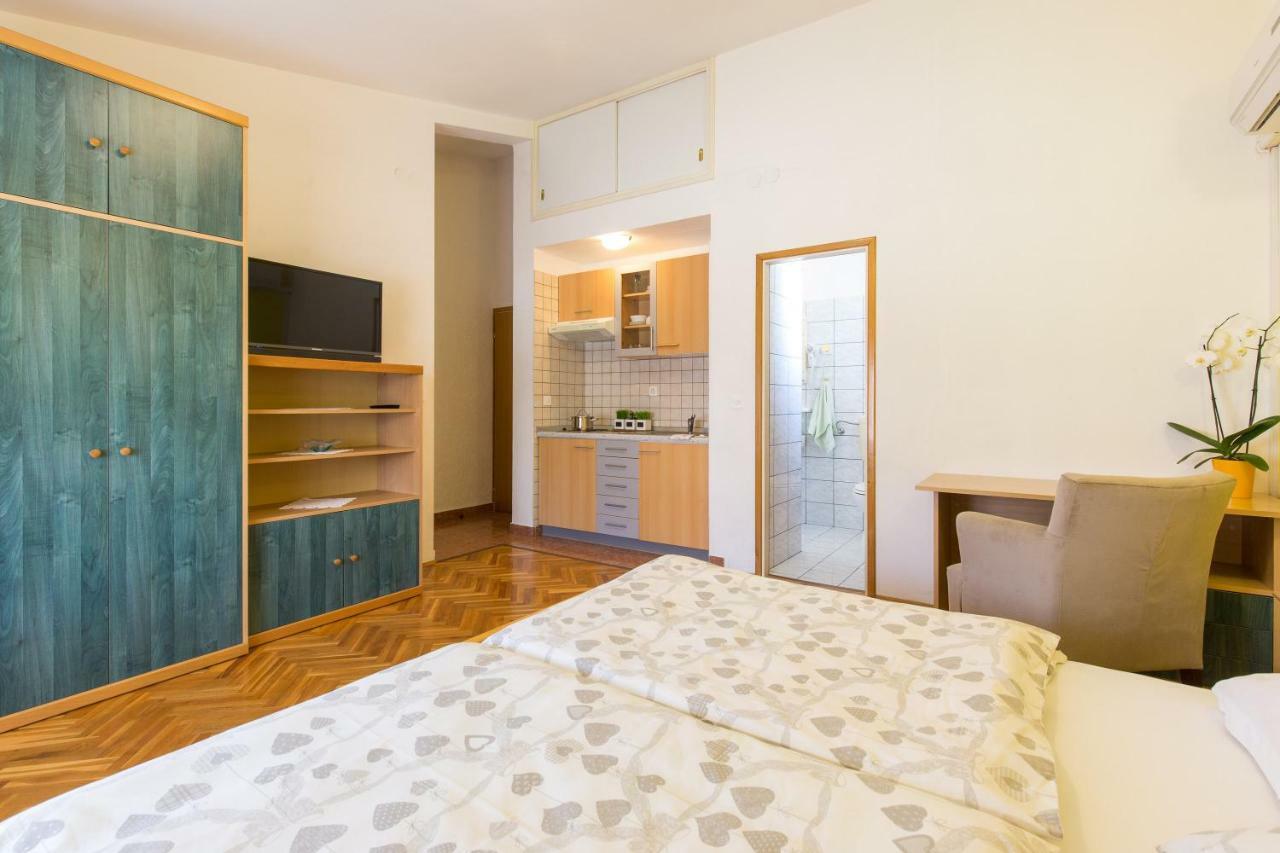 Villa Paradiso Пунат Екстериор снимка